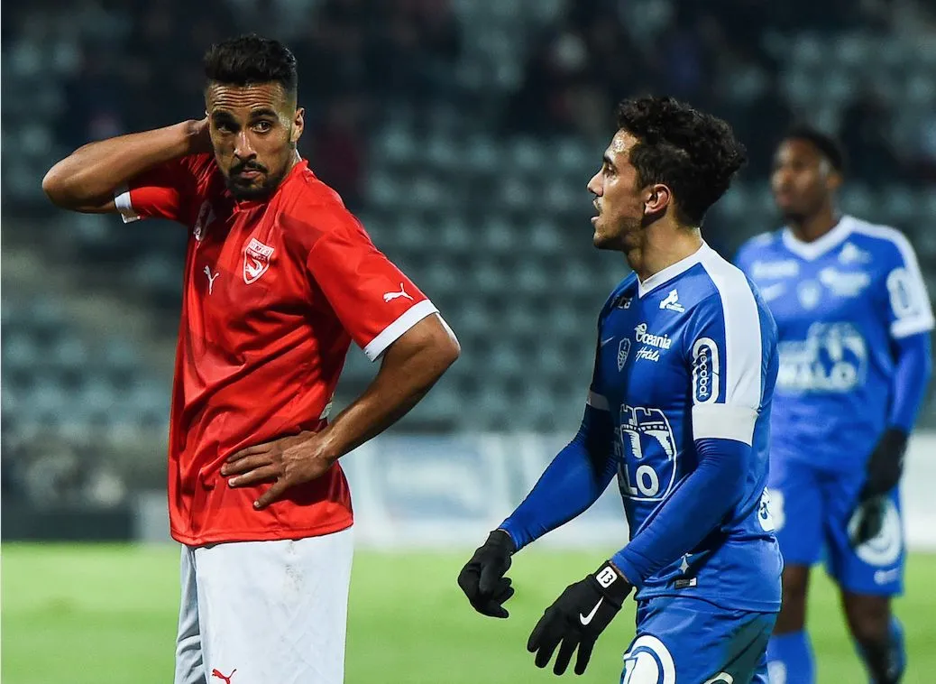 Nîmes laisse Brest en rade