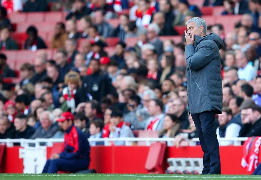 Mourinho se paie les fans d’Arsenal