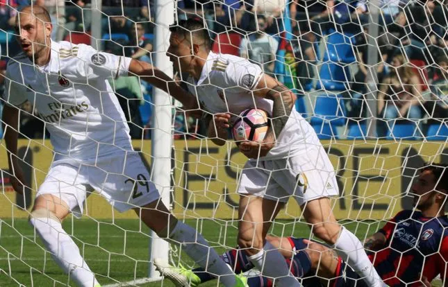 Milan fait du surplace, Palerme s&rsquo;offre un sursis