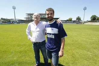 Il apprend que son contrat n’est pas renouvelé sur Twitter