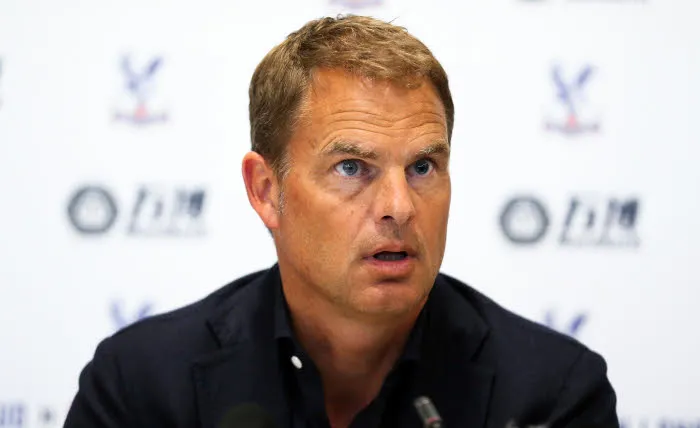 Crystal Palace se plante de De Boer