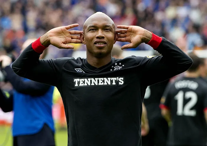 El Hadji Diouf se paye à nouveau Gerrard… et Carragher