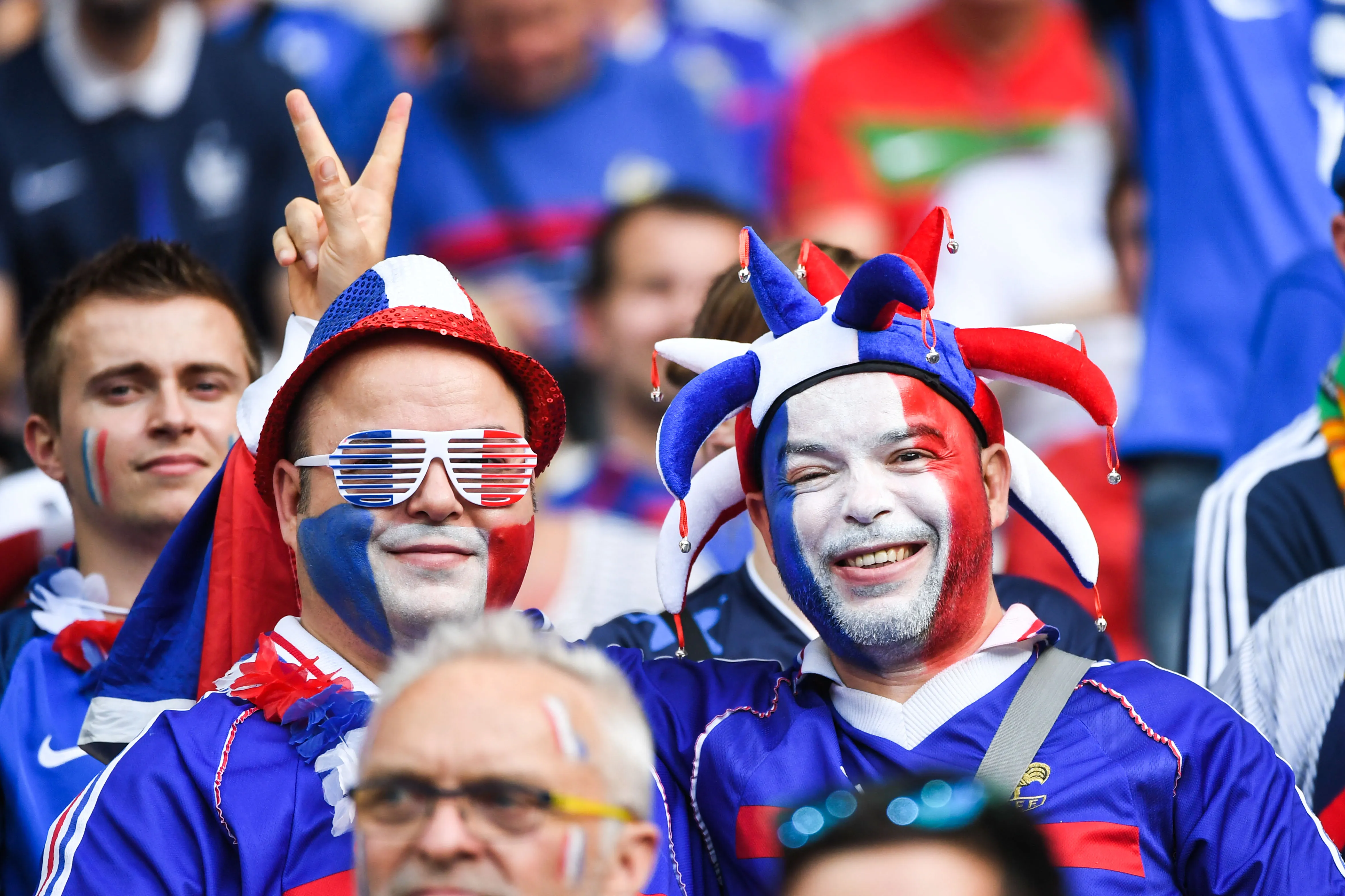 2100 supporters français en Suède, un record