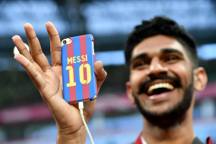 Messi prolonge avec une clause à 300 millions ?