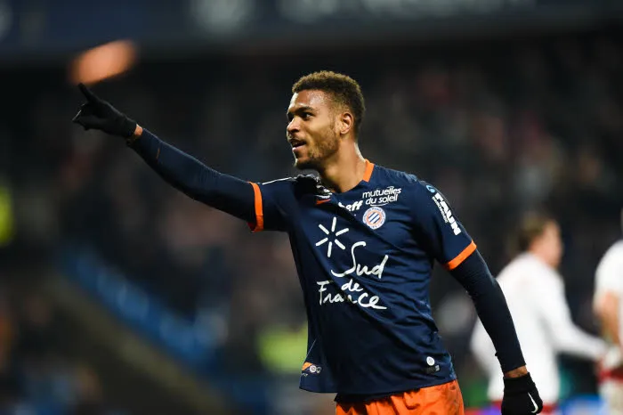 Mounié signe à Huddersfield