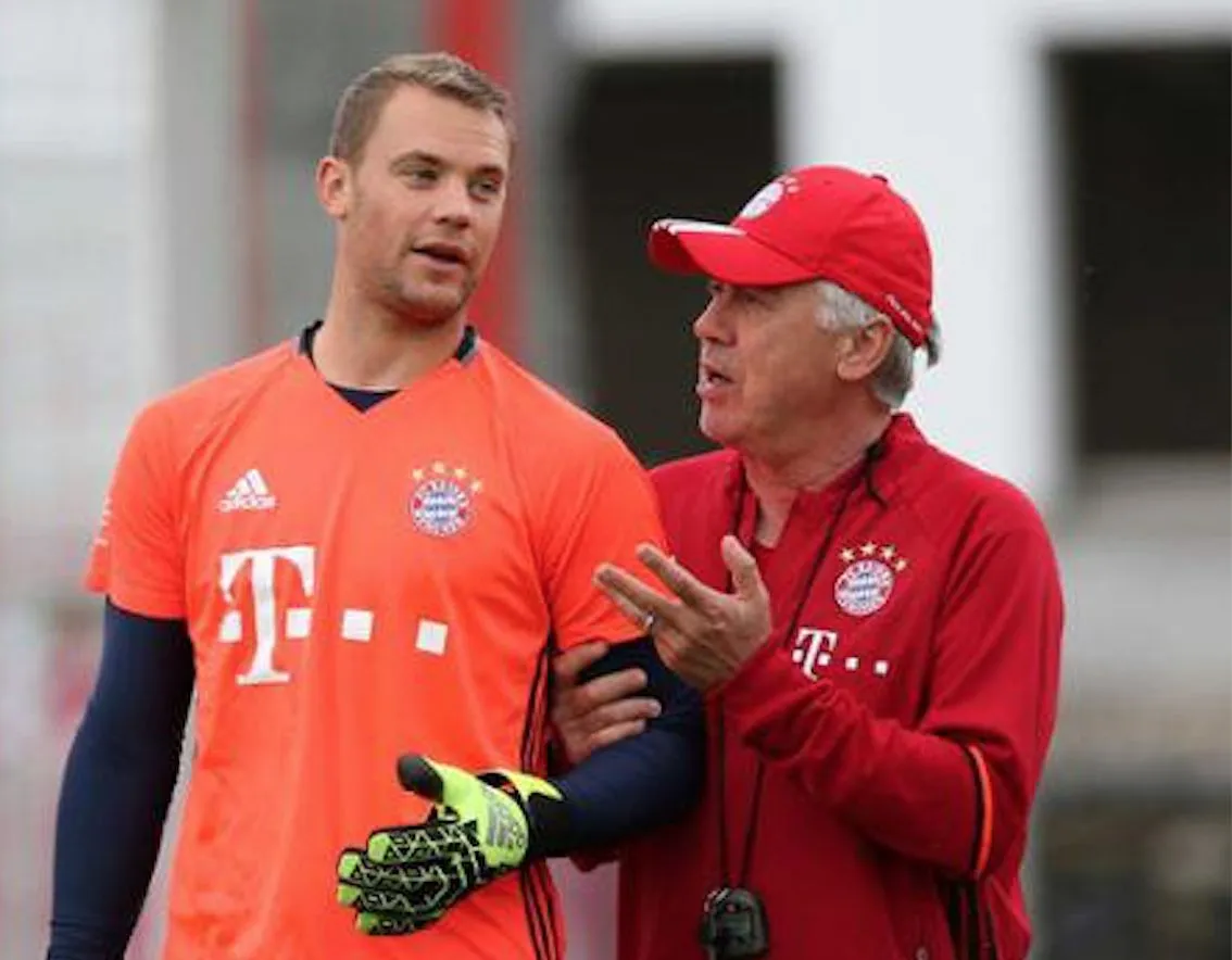 Ancelotti et Neuer l&rsquo;ordinateur