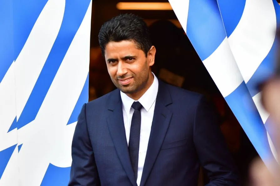 Nasser vient en aide à une famille bloquée au Qatar