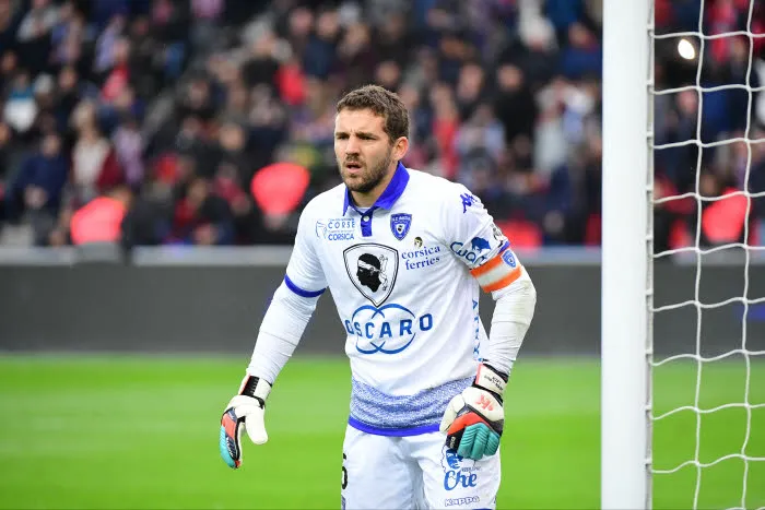 Leca passe chez l’ennemi ajaccien