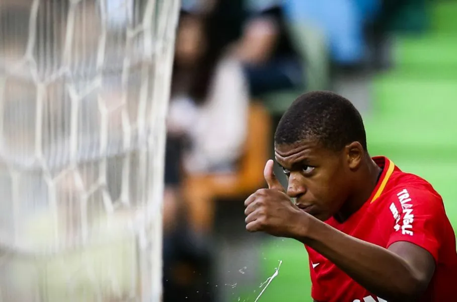 Nathalie Boy de la Tour : «<span style="font-size:50%">&nbsp;</span>Mbappé porte de belles valeurs<span style="font-size:50%">&nbsp;</span>»