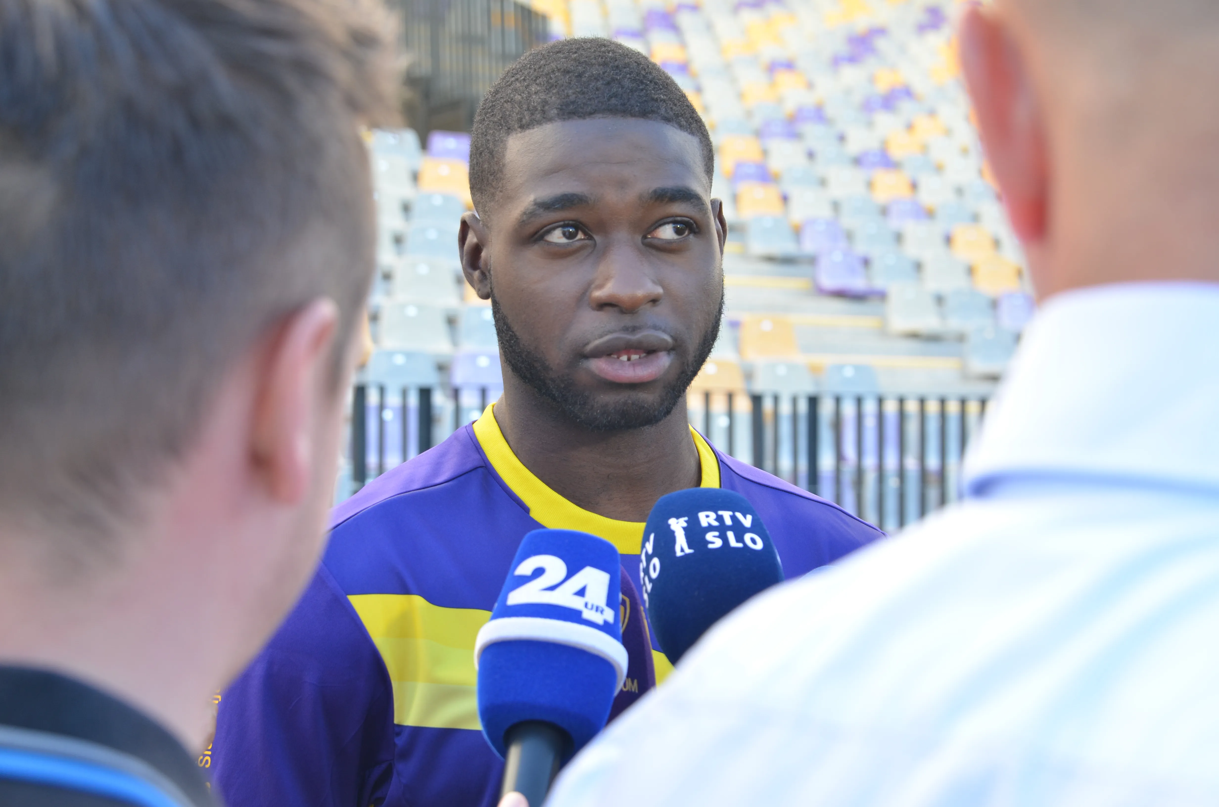 Billong : «<span style="font-size:50%">&nbsp;</span>En Bosnie, j&rsquo;ai entendu des insultes comme « sale noir »<span style="font-size:50%">&nbsp;</span>»