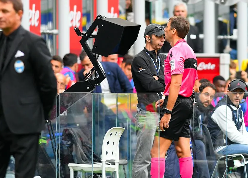 L&rsquo;arbitre Rizzoli parle des problèmes de la VAR