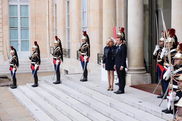 Place au Macronico !