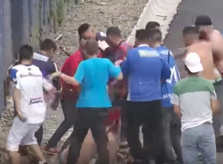 Bagarre enragée entre barras bravas au Costa Rica