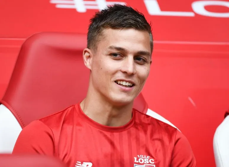 Bordeaux attrape De Préville