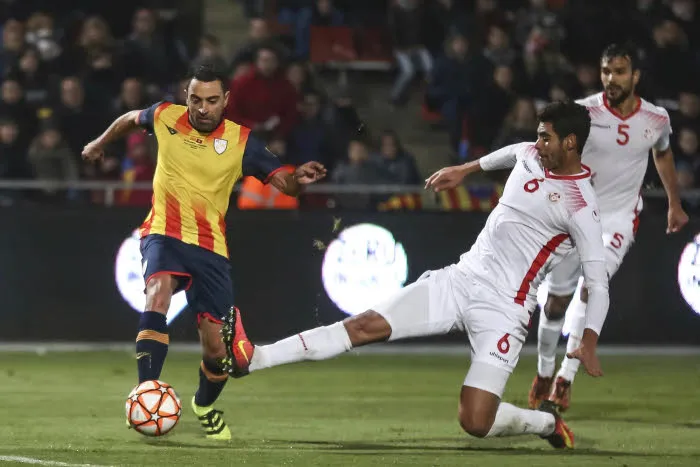 Xavi allume les autorités espagnoles