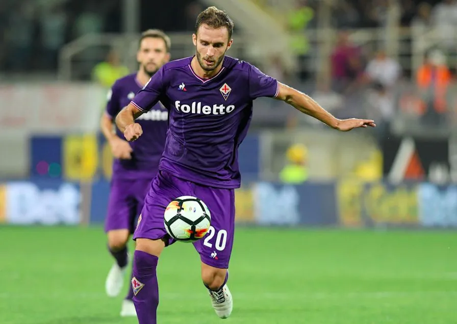 German Pezzella recalé par un agent de sécurité