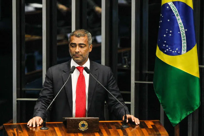 Romário : «<span style="font-size:50%">&nbsp;</span> Dans la surface, j&rsquo;étais meilleur que Messi et Ronaldo<span style="font-size:50%">&nbsp;</span>»