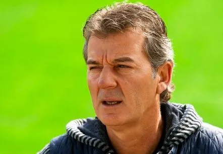 Pour Kostadinov, « la démocratie n’est pas très bonne pour le sport »