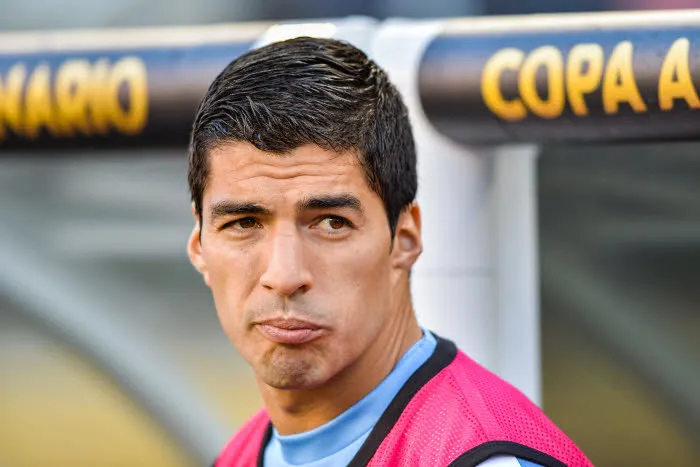 Tabárez déclare Luis Suárez apte à jouer