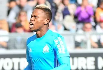 Clinton Njie bloqué au Cameroun
