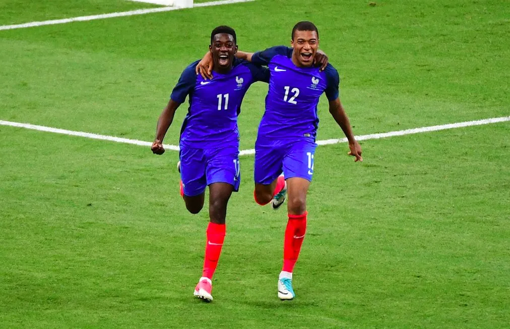 Mbappé et Dembélé nommés pour le Golden Boy 2017