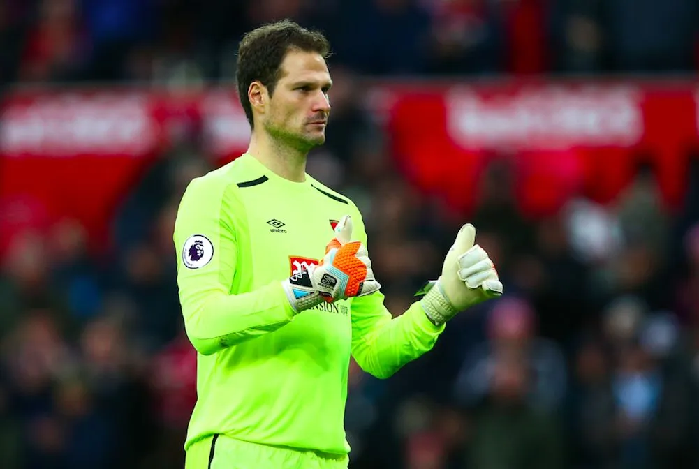 Begović allume la défense de Liverpool