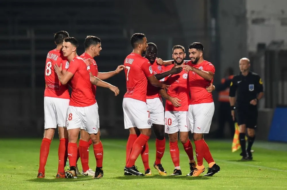 Reims confirme, Nîmes sur le podium