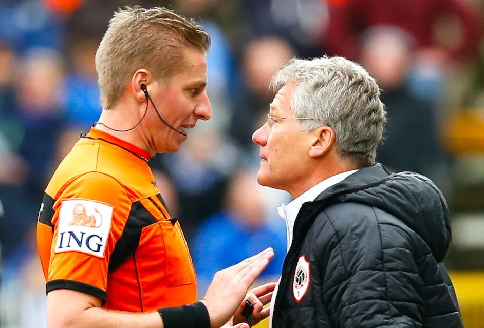 László Bölöni poursuivi pour mise en doute de l&rsquo;impartialité arbitrale