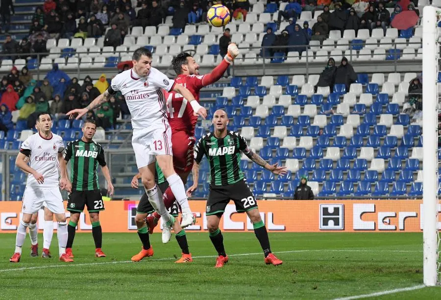 Milan domine Sassuolo et s&rsquo;offre un peu d&rsquo;air