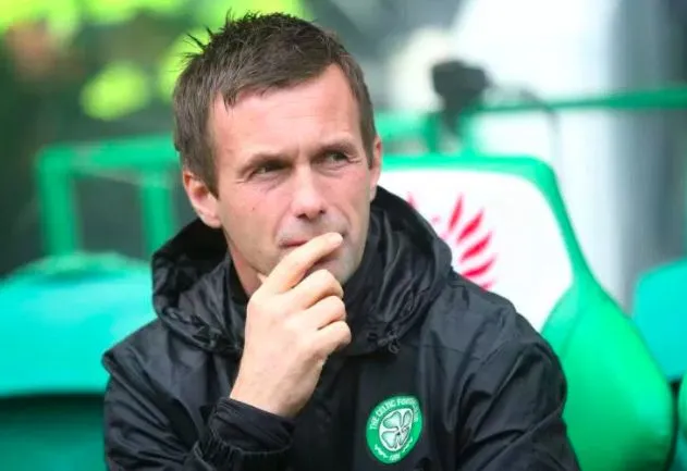 L’entraîneur fait un strip-tease pour motiver ses joueurs