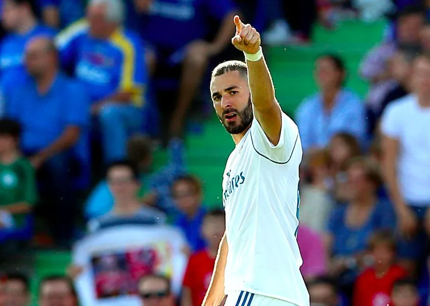 Lineker trouve Benzema «<span style="font-size:50%">&nbsp;</span>surcoté<span style="font-size:50%">&nbsp;</span>»