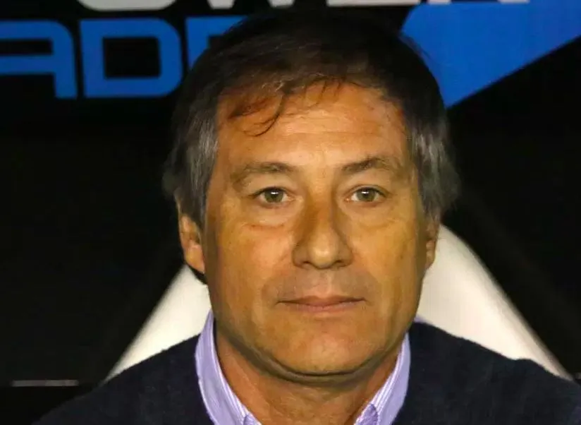 Course-poursuite entre un entraîneur et des supporters en colère