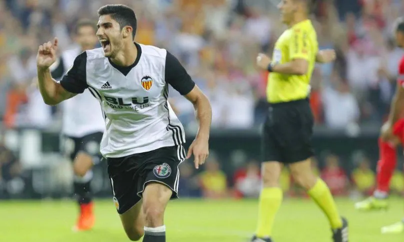 Guedes marche sur Séville