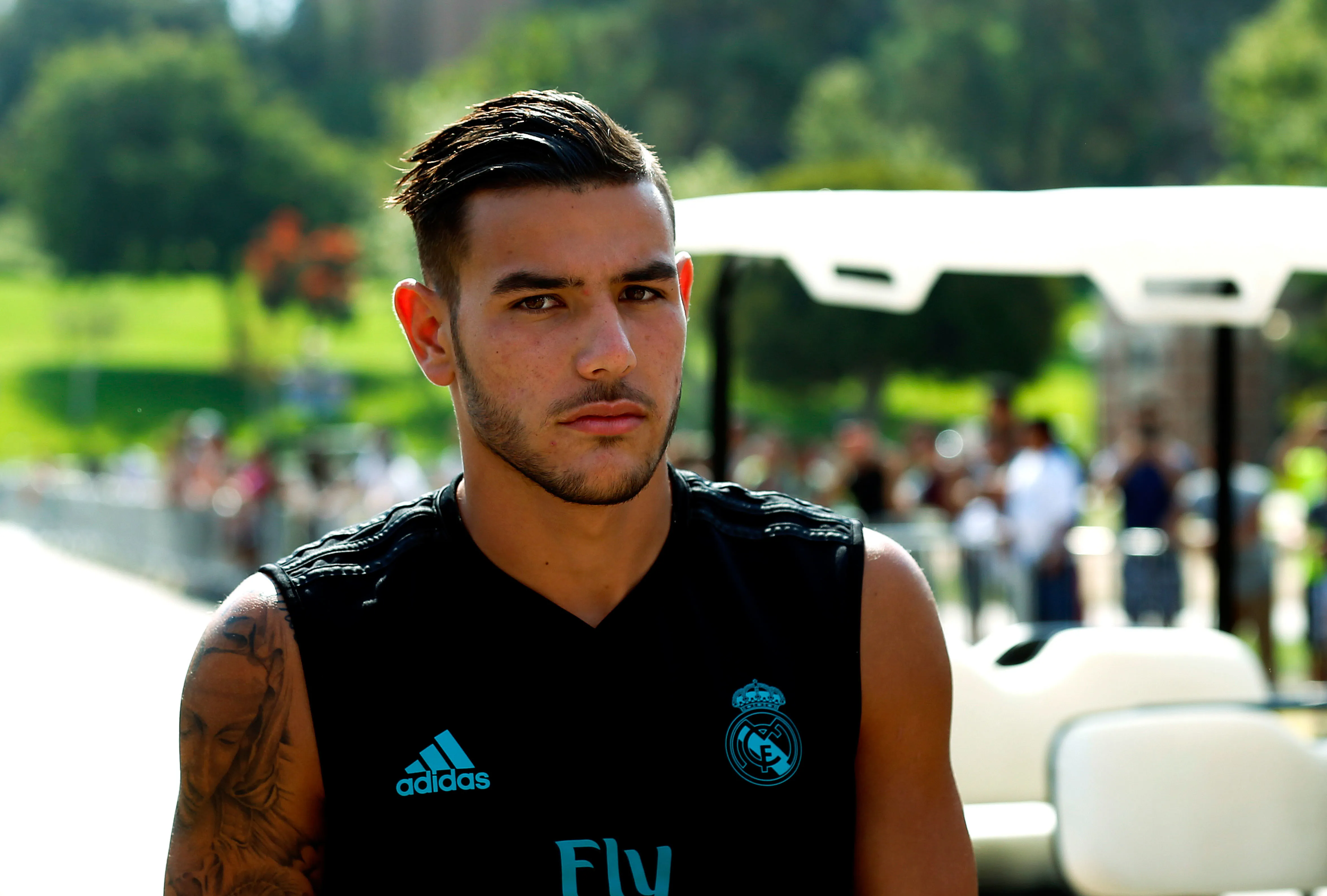 Theo Hernández ne ferme pas la porte à l&rsquo;Espagne