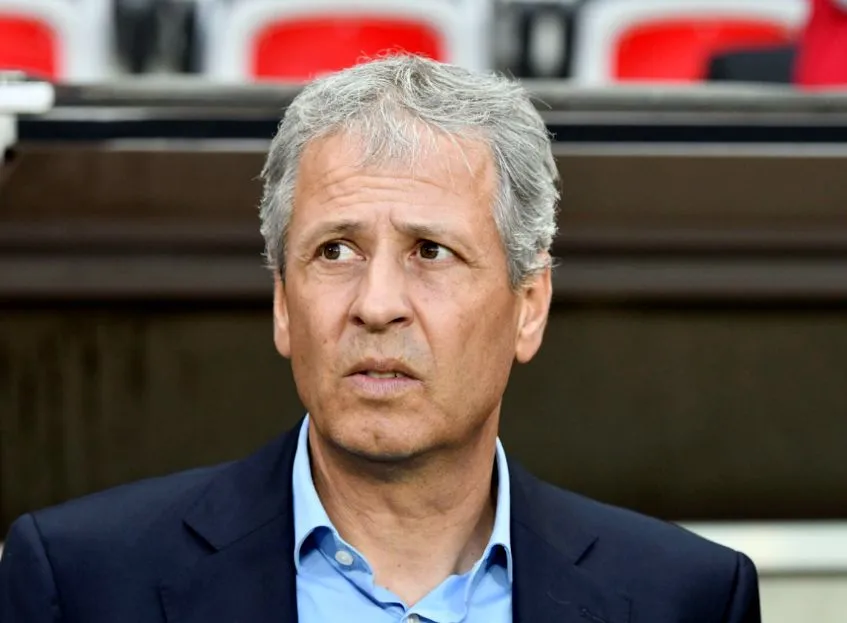 Favre, le retour de la salopette