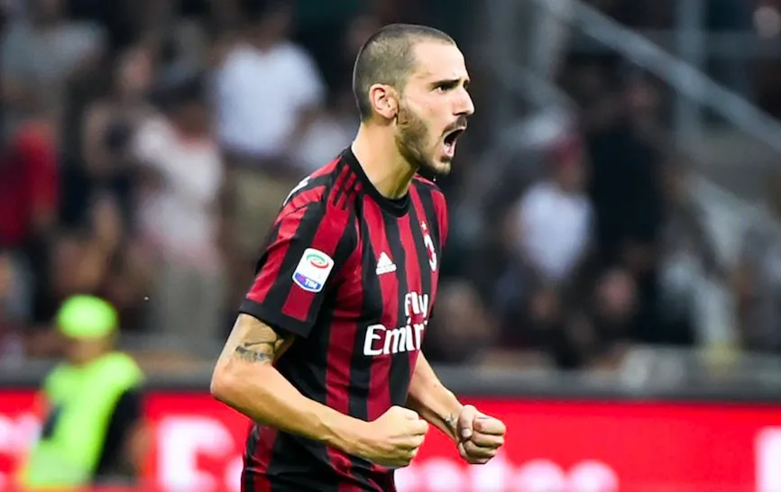 Le tacle ridicule de Bonucci face à l&rsquo;Austria Vienne