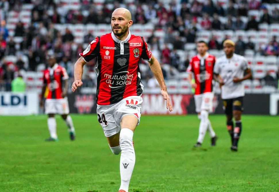 Christophe Jallet, droitier contrarié