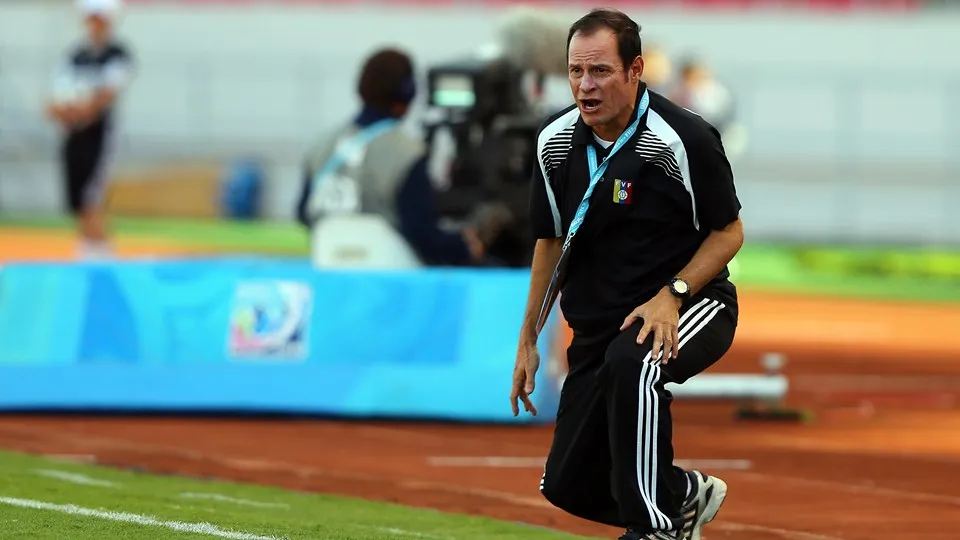 Le sélectionneur des U20 vénézuéliennes virés pour avoir dénoncé leur «<span style="font-size:50%">&nbsp;</span>malnutrition<span style="font-size:50%">&nbsp;</span>»