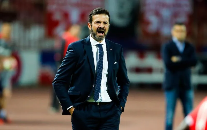 Des fans du Sparta Prague offrent un billet d'avion à Stramaccioni