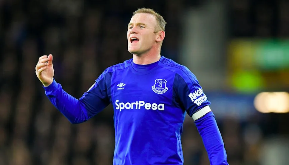 Rooney éteint Anfield et arrache le nul