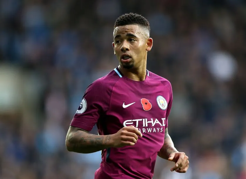 Dani Alves : «<span style="font-size:50%"> </span>Gabriel Jesus est le nouveau Ronaldo <span style="font-size:50%"> </span>»