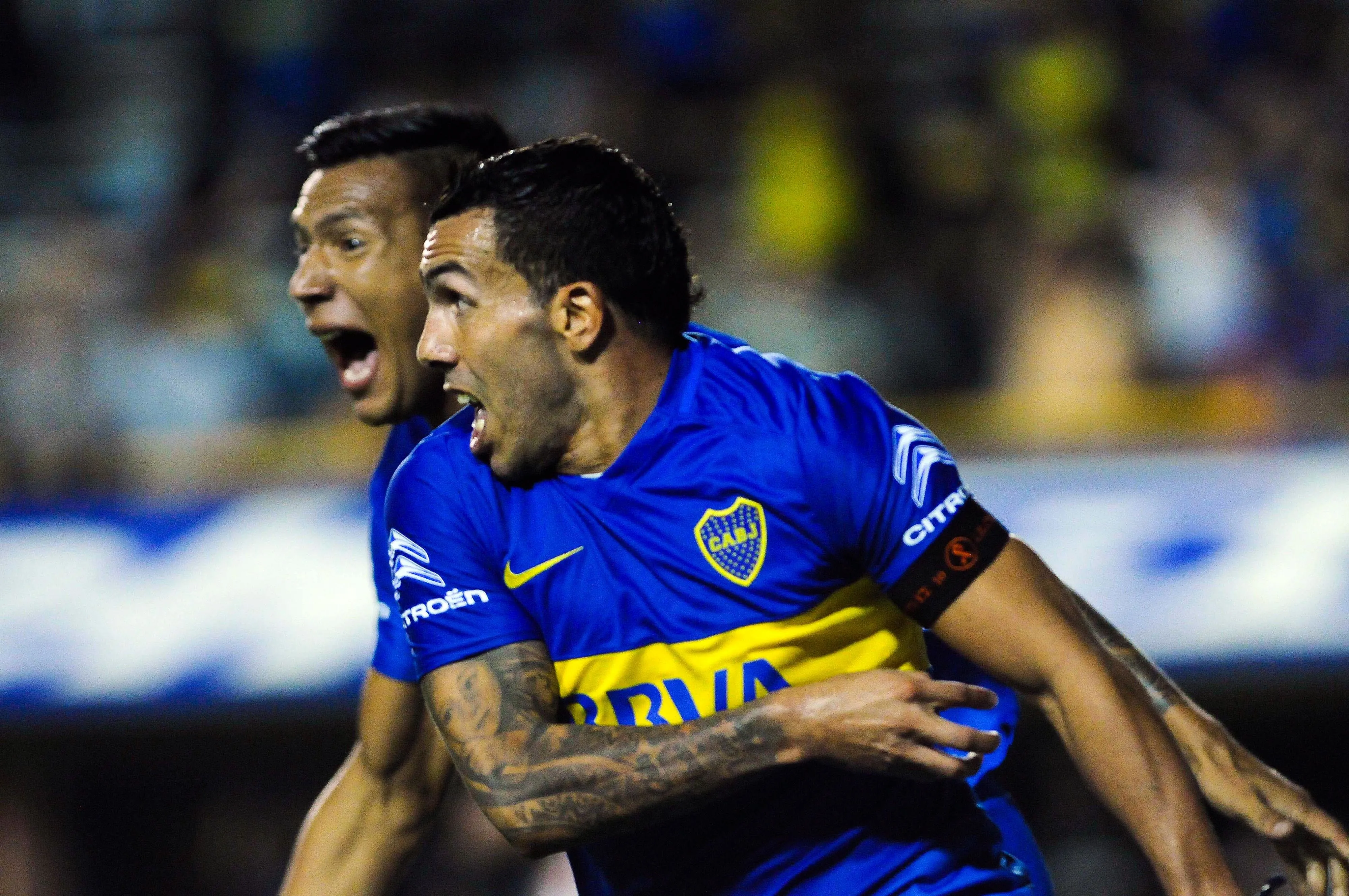 Tévez de retour à Boca Juniors