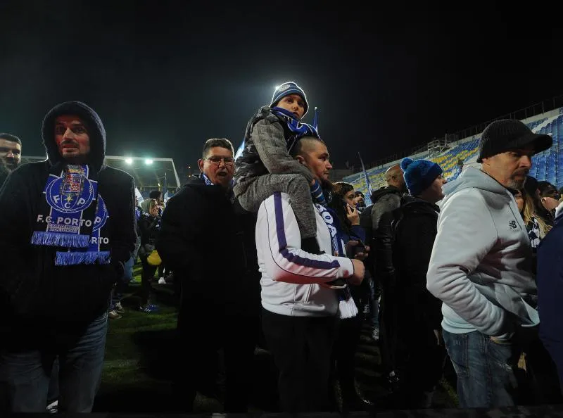Estoril-Porto : les supporters ont  «<span style="font-size:50%">&nbsp;</span>entendu une détonation<span style="font-size:50%">&nbsp;</span>»