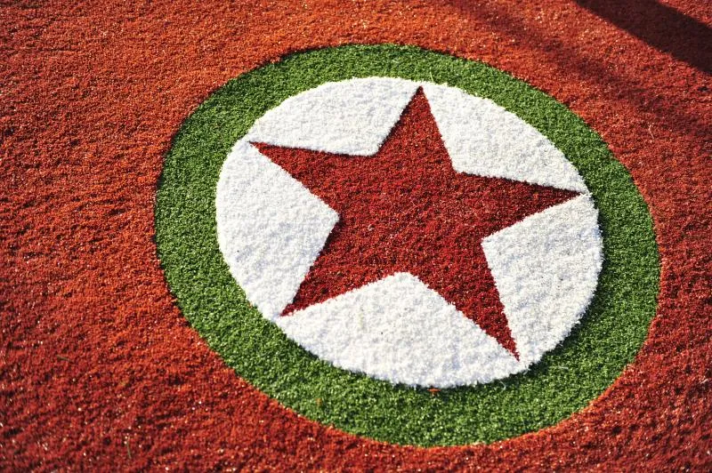 Le Red Star fusionne avec un club de football féminin