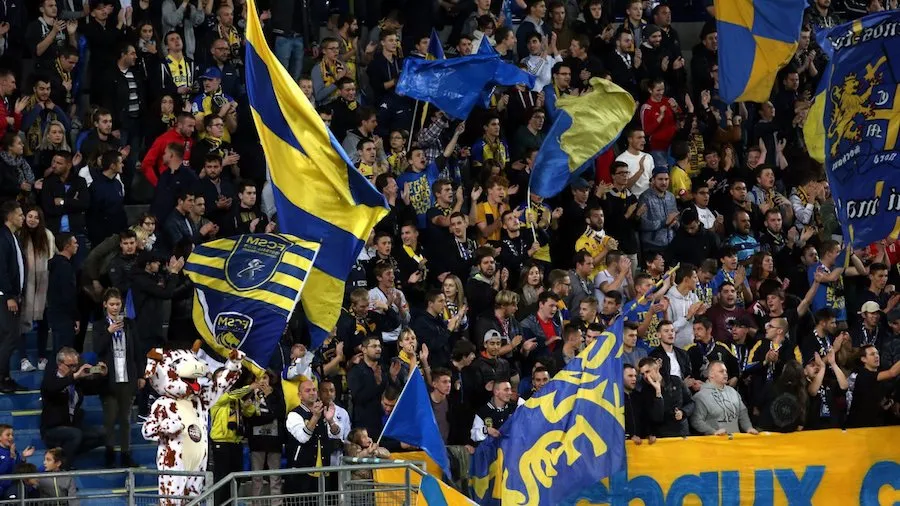 «<span style="font-size:50%">&nbsp;</span>Si on veut plus de spectacle, il faut des places debout<span style="font-size:50%">&nbsp;</span>»