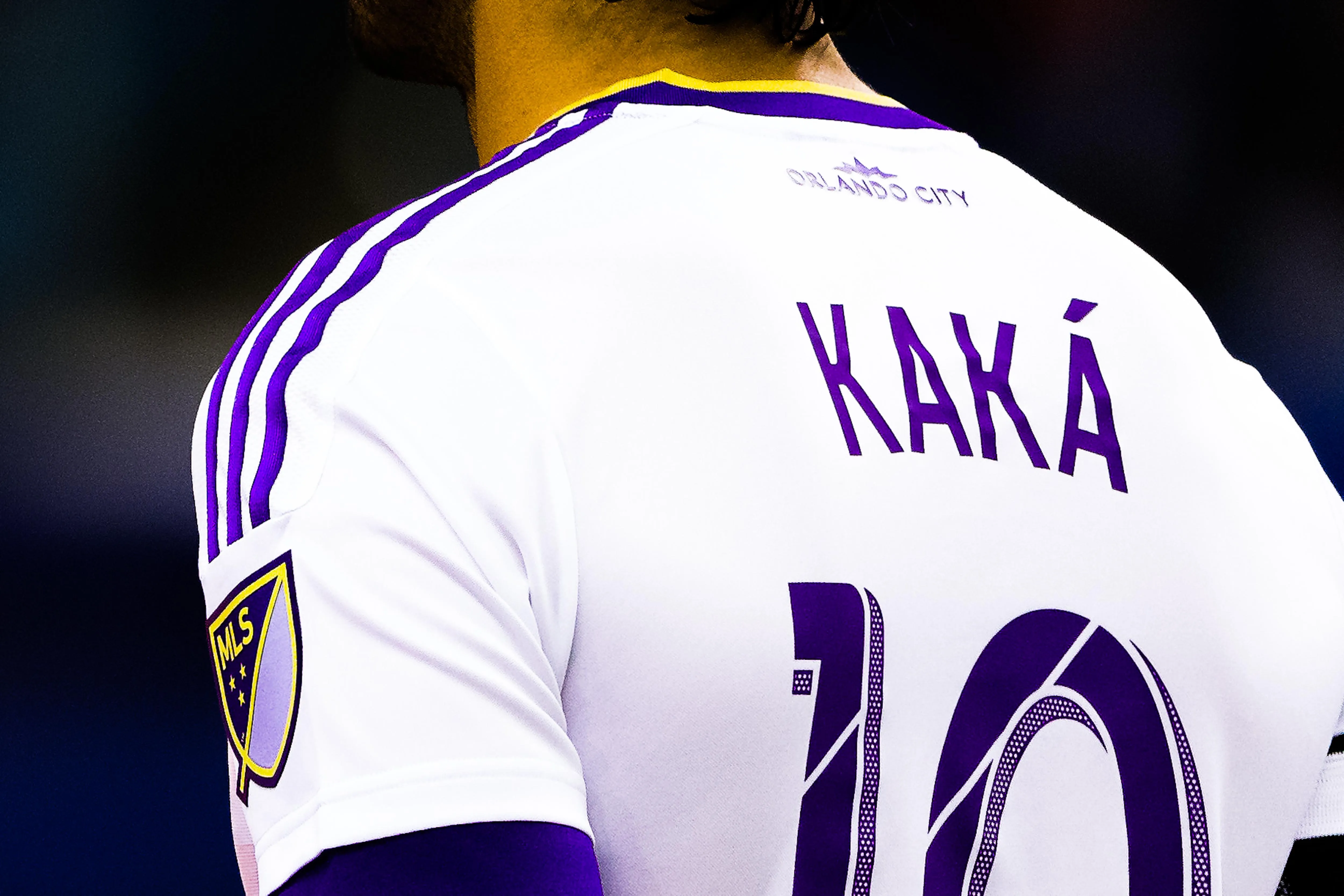 Kaká annonce sa retraite