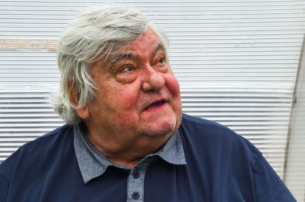 Un club amateur en orange et bleu pour rendre hommage à Loulou Nicollin