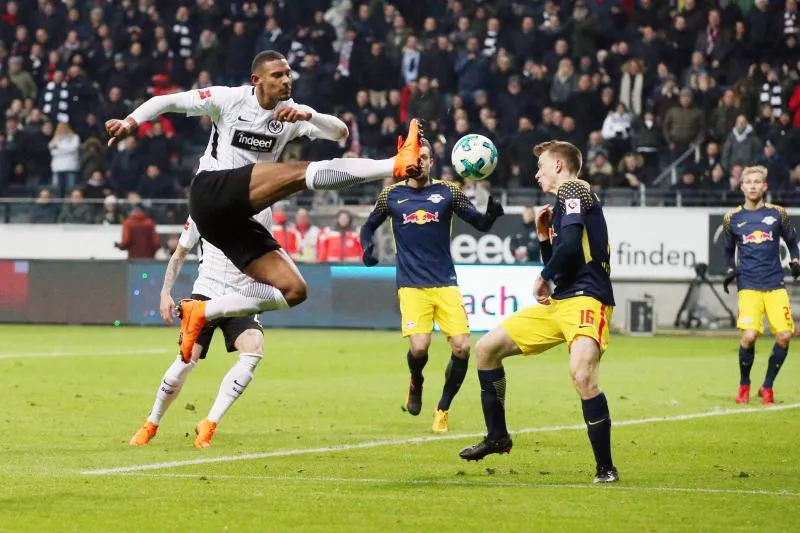 Francfort double Leipzig et monte sur le podium