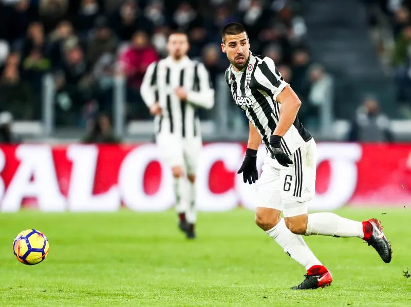 La Juventus passe en tête