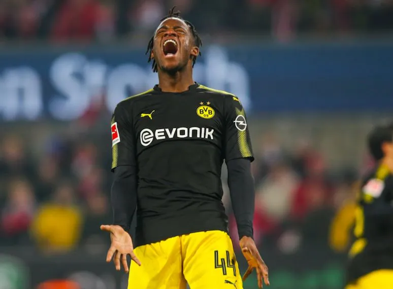 Les supporters de Chelsea supplient Batshuayi de revenir